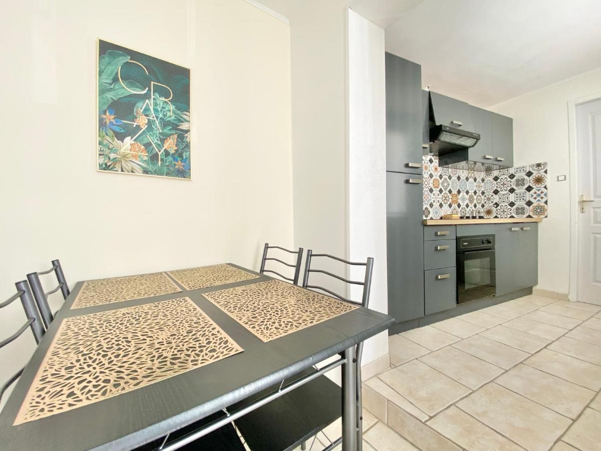 Le St Marc - Theatre De Cornouaille - Wifi - Parking Prive - Entree Autonome Apartment แก็งแปร์ ภายนอก รูปภาพ